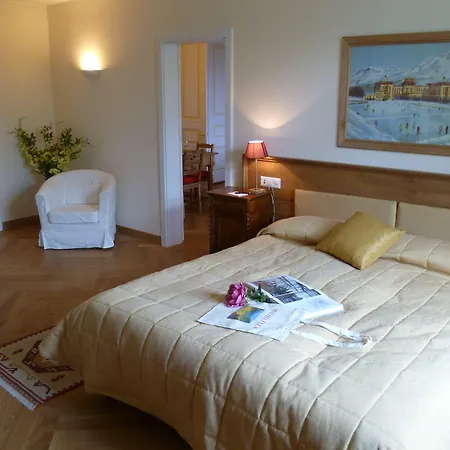 아파트호텔 Palace Engadin-st Moritz Co2-neutral 말로야