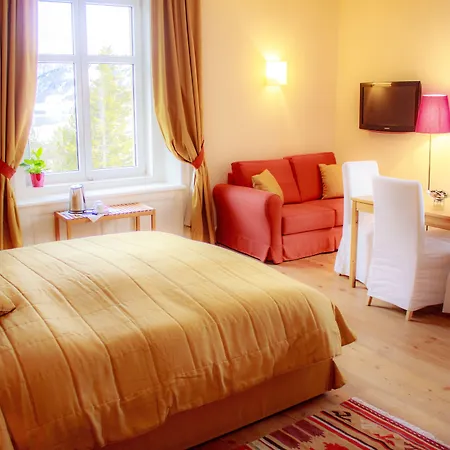 Palace Engadin-st Moritz Co2-neutral 아파트호텔 4*