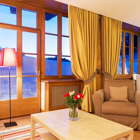 Palace Engadin-st Moritz Co2-neutral מלון דירות מלויאז