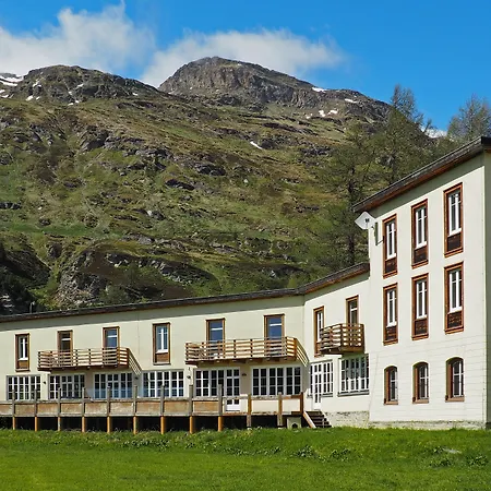 Palace Engadin-st Moritz Co2-neutral