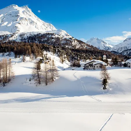 Palace Engadin-st Moritz Co2-neutral מלון דירות מלויאז